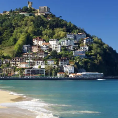 New & Terrace. Steps To Ondarreta Appartement *