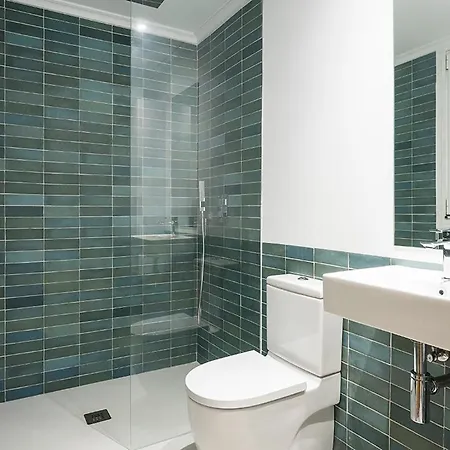 New & Terrace. Steps To Ondarreta Apartment