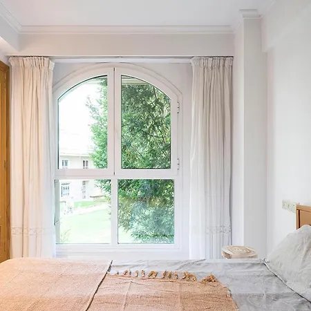 Apartment New & Terrace. Steps To Ondarreta Anorga-Lugariz