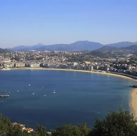 New & Terrace. Steps To Ondarreta Apartamento Añorga-Lugariz