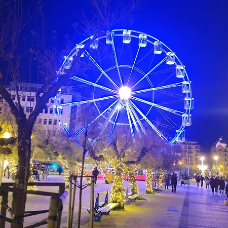 New & Terrace. Steps To Ondarreta Apartamento